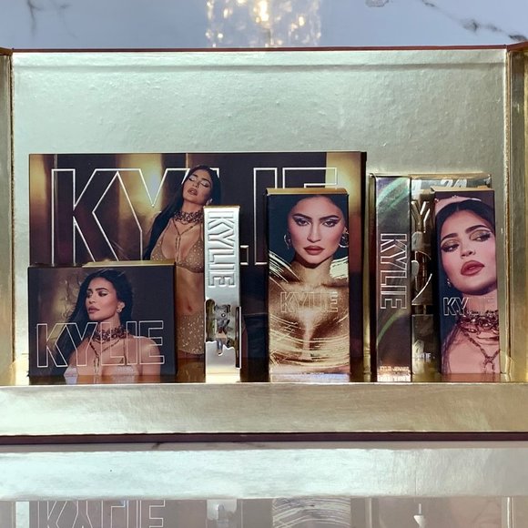 Kylie Jenner 24k Birthday Collection PR Box Collectable. - Picture 3 of 5